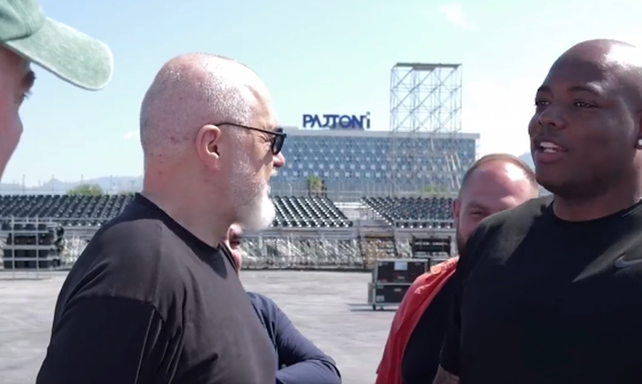 Rama inspektim n&euml; stadiumin e koncertit: Sorrat dhe korbat e Bulevardit...4