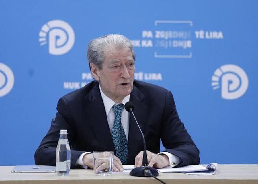 PD bojkoton Kuvendin/ Berisha: Nuk marrim pjes&euml; n&euml; seancat plenare,