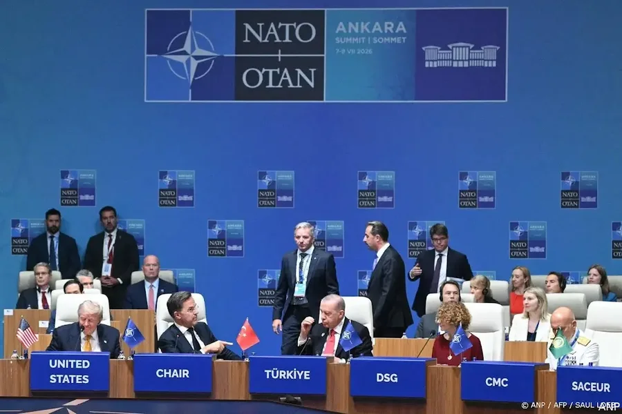 Media holandeze: Pse lider&euml;t e NATO-s nuk e p&euml;rmendin