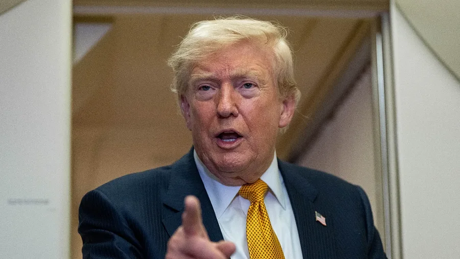Donald Trump k&euml;rc&euml;non Iranin: N&euml;se tentoni t&euml; m&euml;