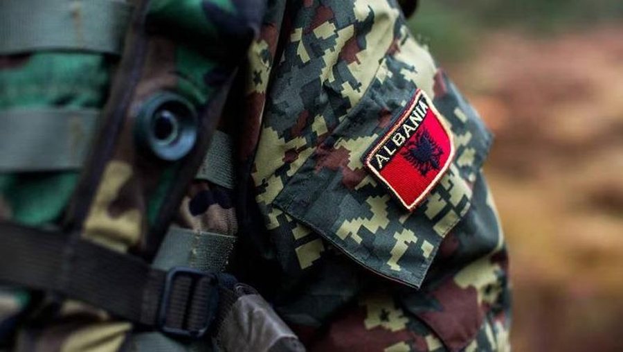 Qeveria vendos: Mb&euml;shtetje p&euml;r familjet e polic&euml;ve t&euml;